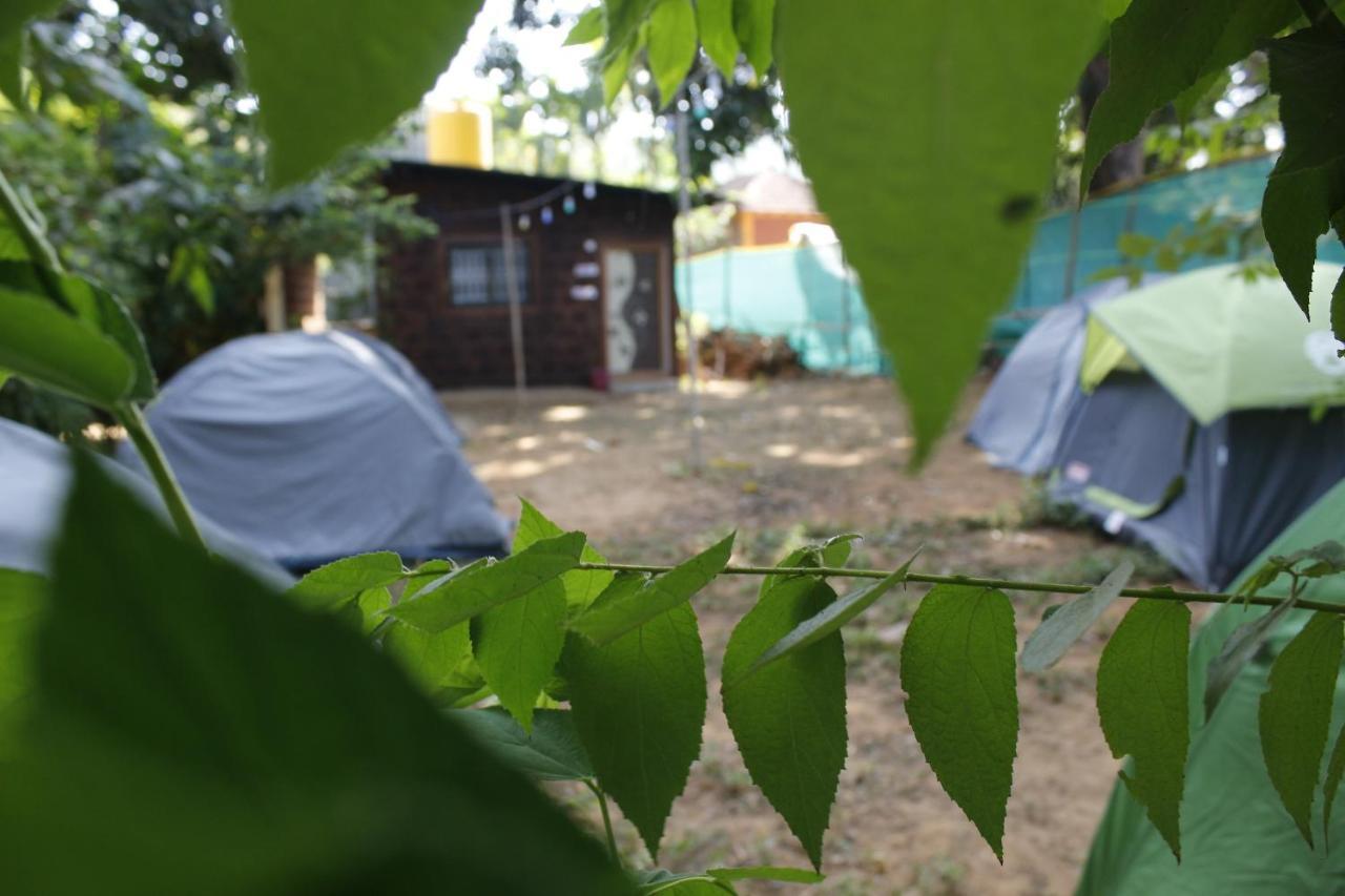 גוקרנה Tusker Tribe Hostel מראה חיצוני תמונה